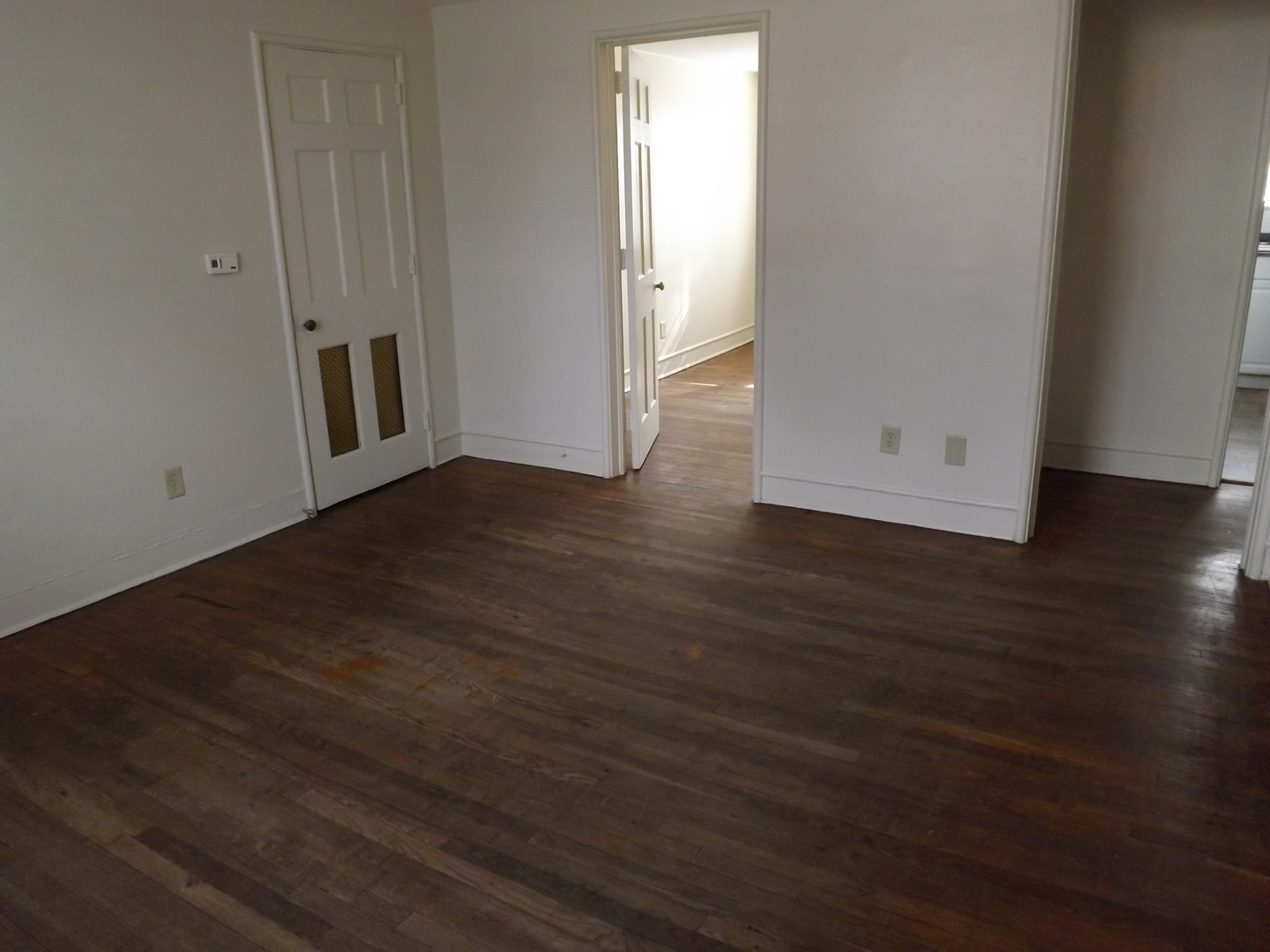 Waynesboro Apartment: 444 Cherry Avenue