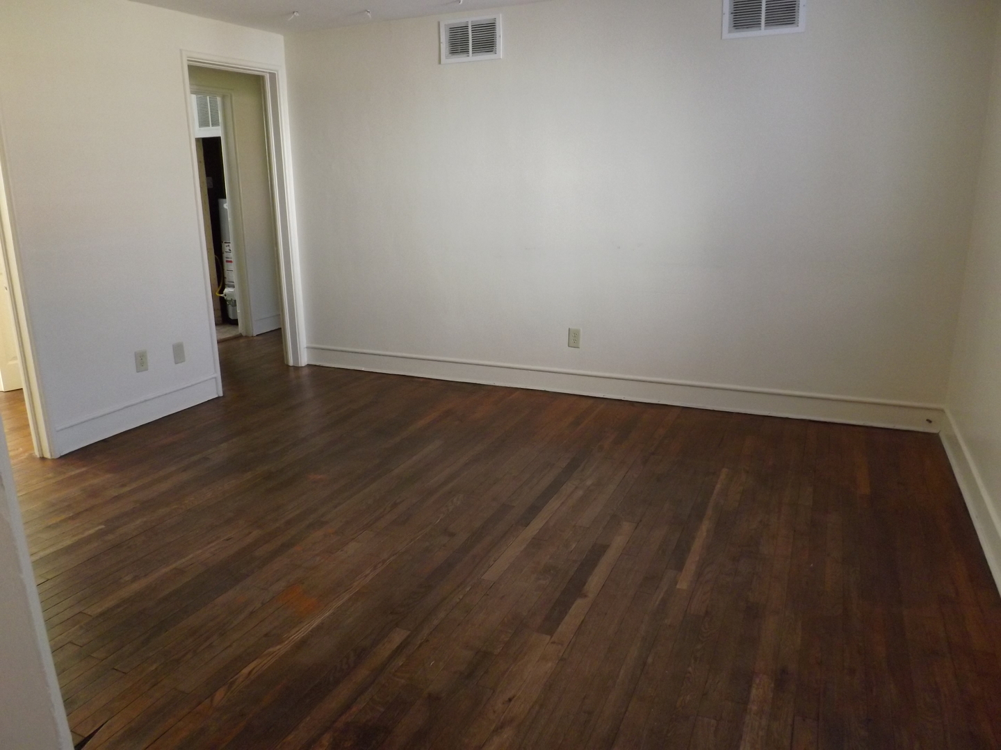 Waynesboro Apartment: 444 Cherry Avenue