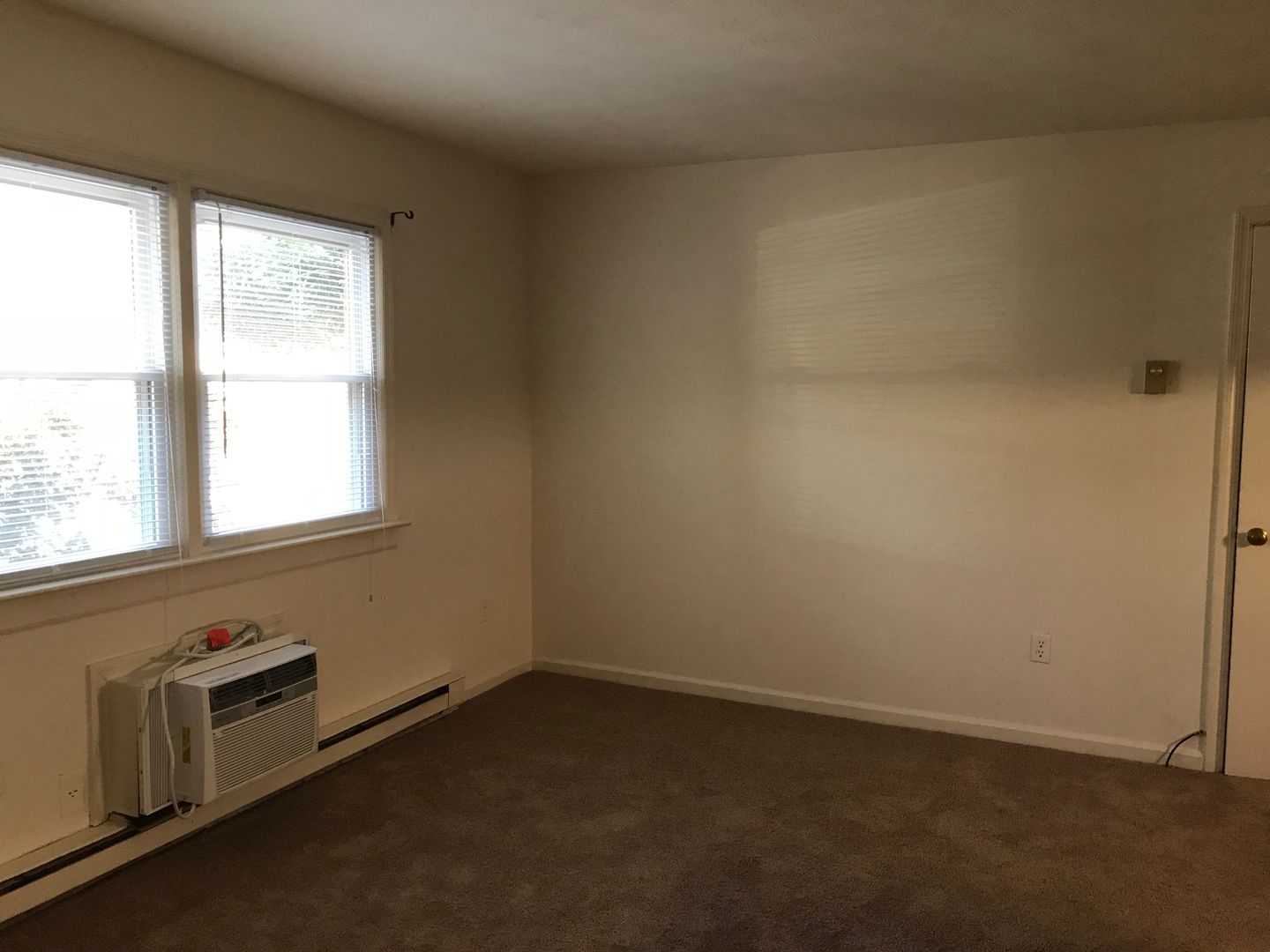 staunton Apartment: 50  and 62 woodlee rd