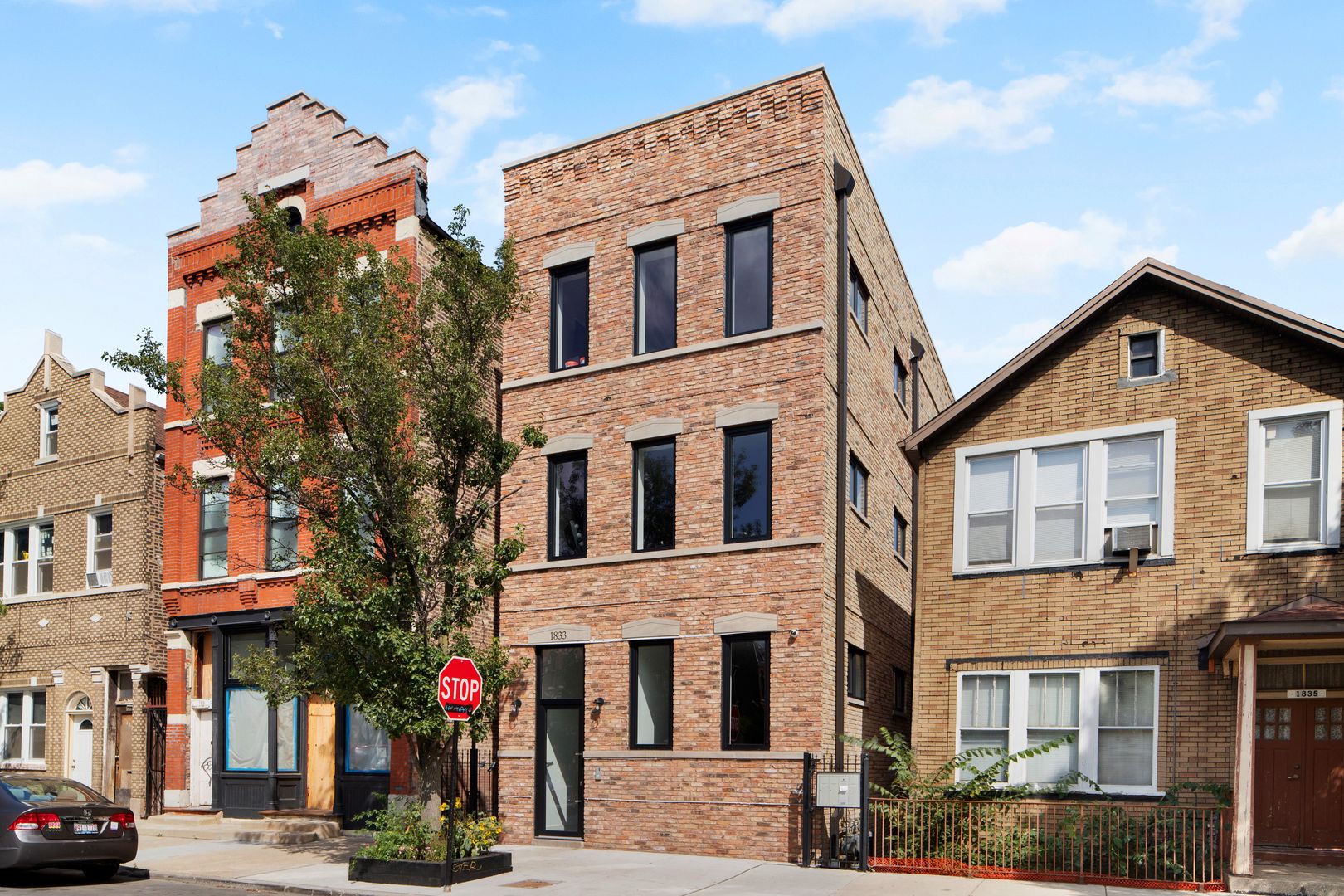 Chicago Apartment: 1833 S. Throop