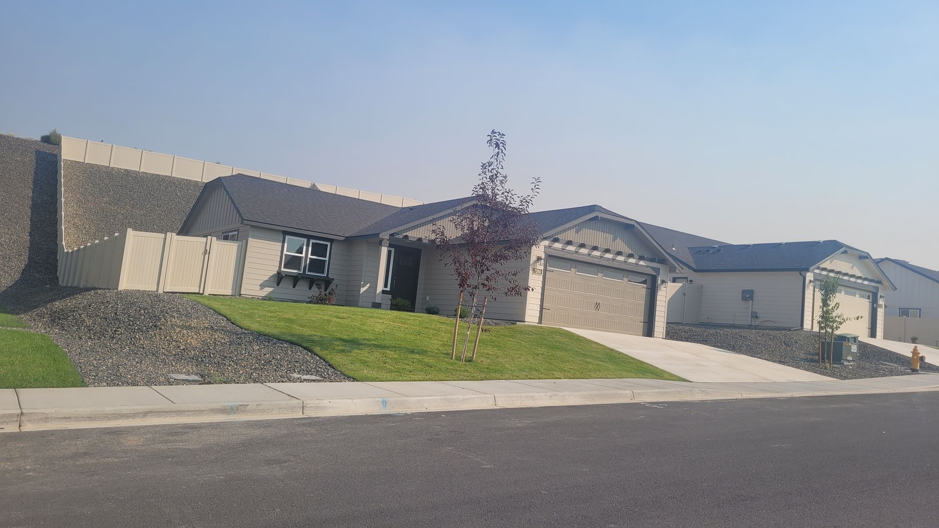 Kennewick House: 7260 W 25th