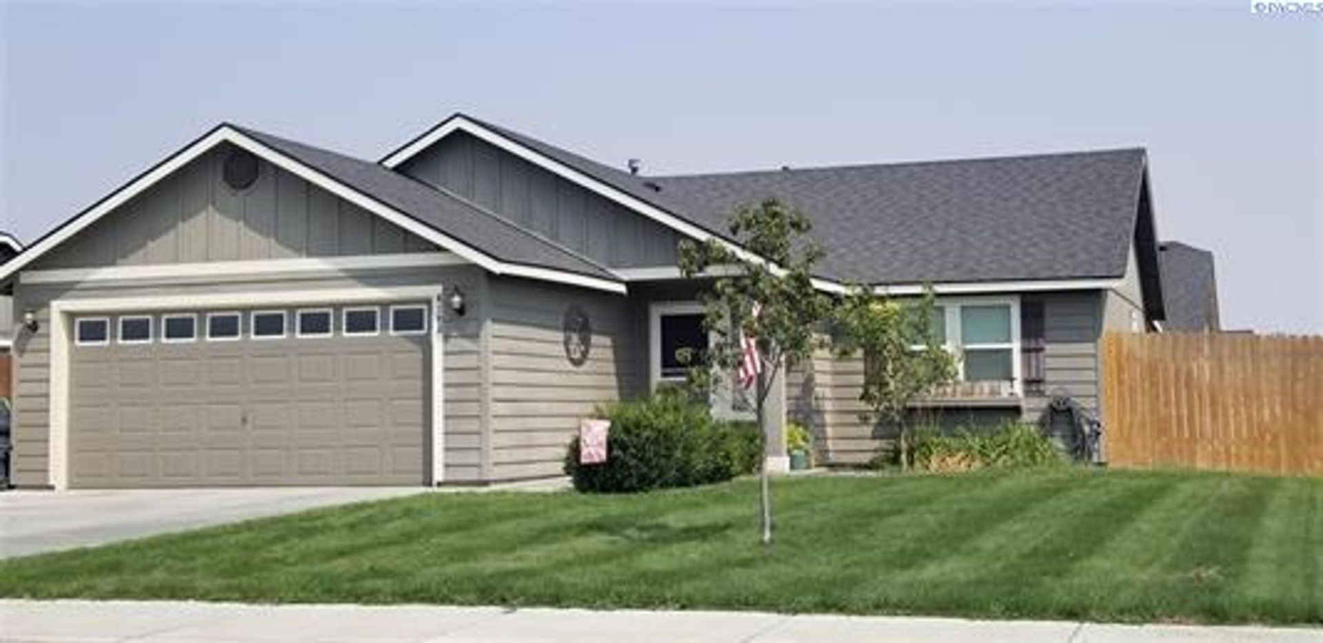 Pasco House: 6103 Maryhill Lane