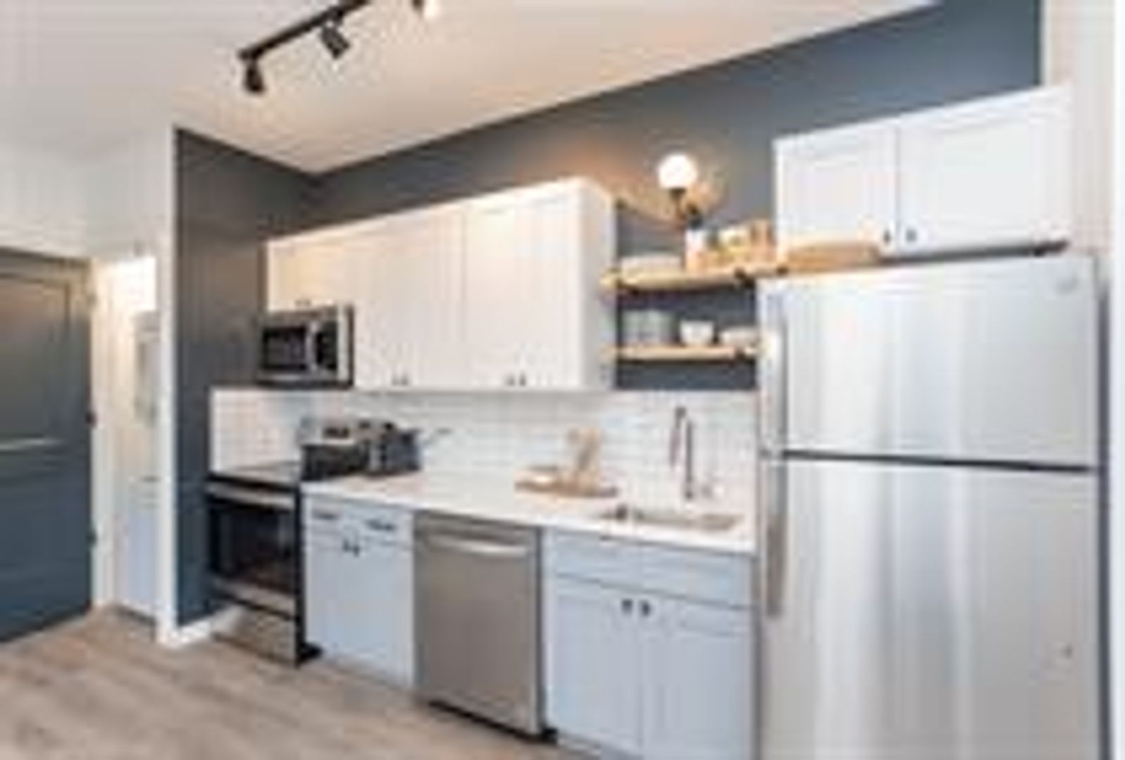 Pittsburgh Apartment: 1721 Locust Street