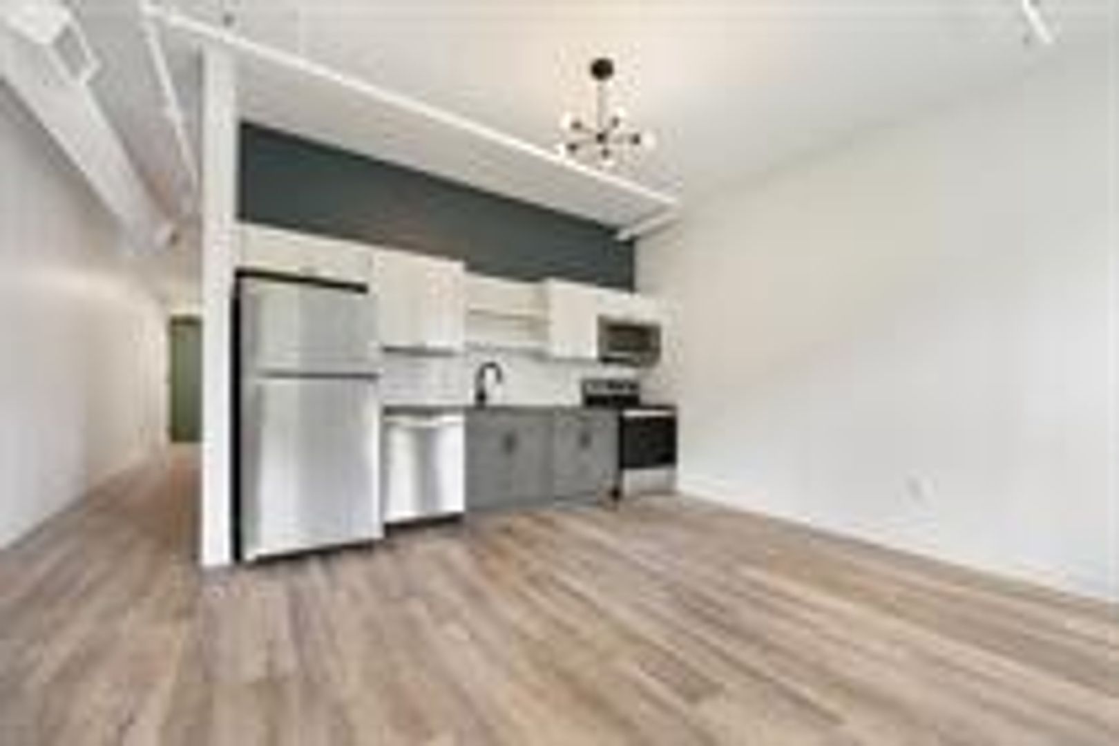 Pittsburgh Apartment: 1709-1715 5th Ave