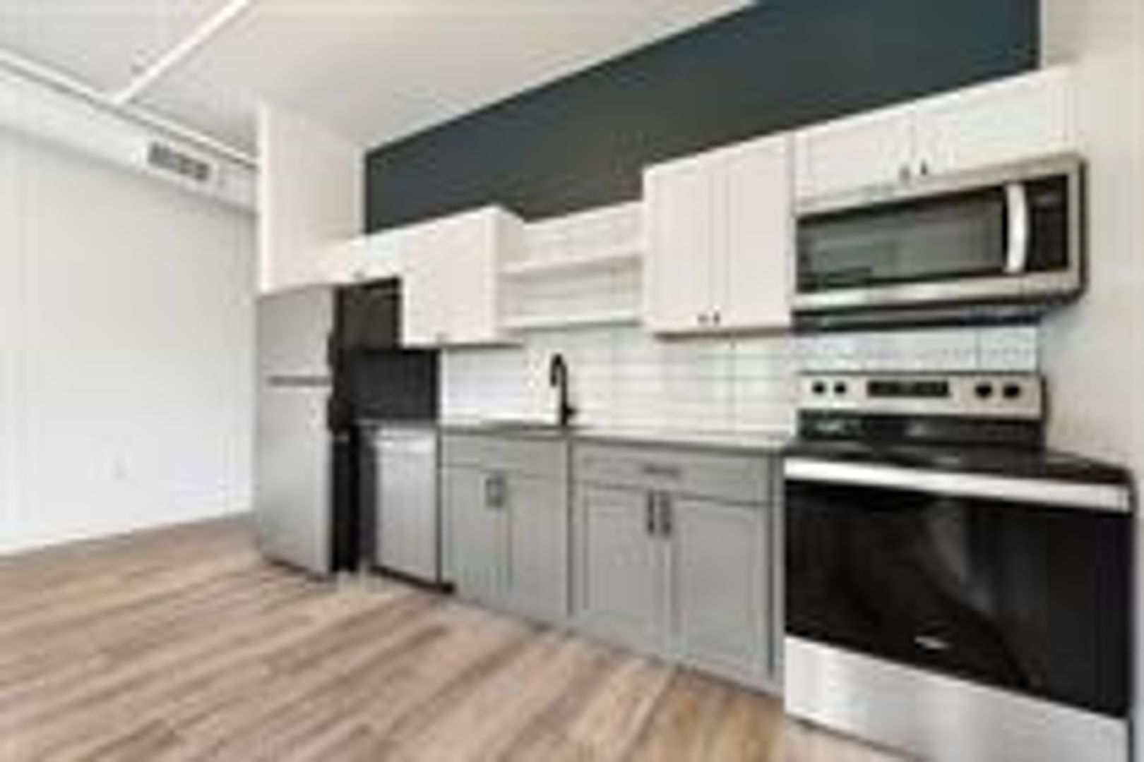 Pittsburgh Apartment: 1709-1715 5th Ave