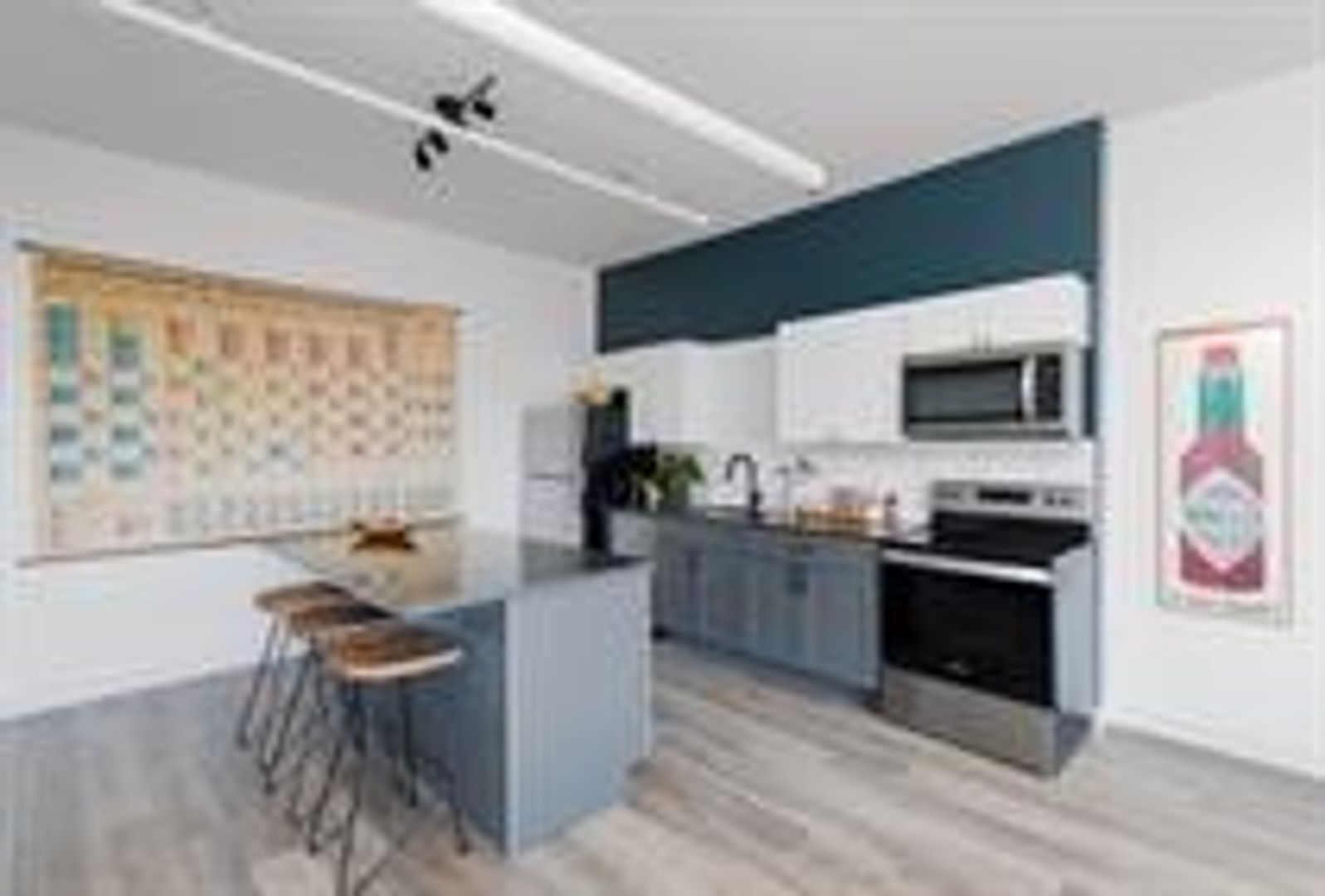 Pittsburgh Apartment: 1709-1715 5th Ave