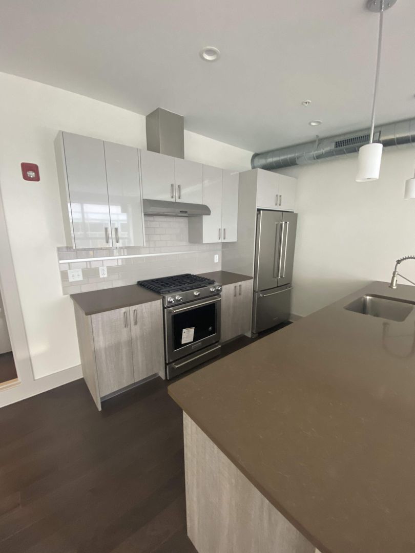 Pittsburgh Apartment: 955-959 Liberty Avenue