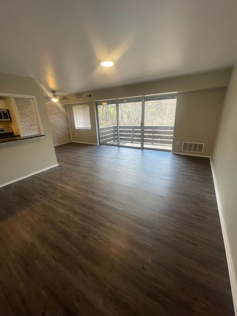 Coraopolis House: 4076 Sanlin Drive