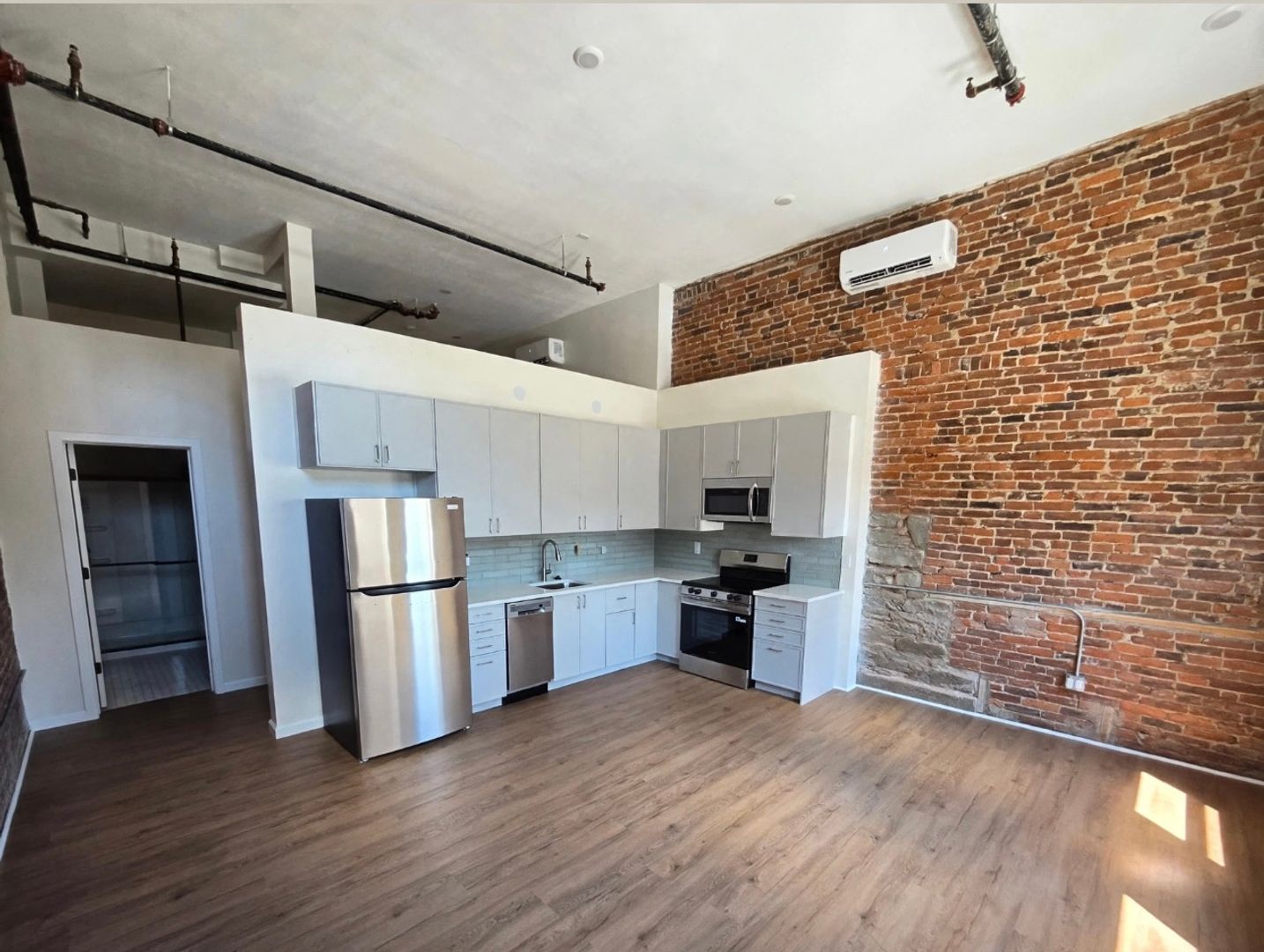 Pittsburgh Apartment: 836-838 Concord Street