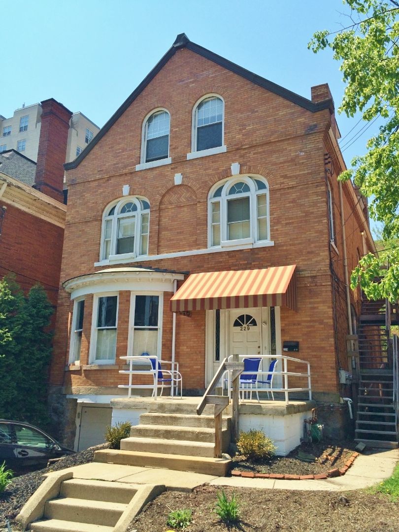 Pittsburgh Apartment: 229 N Dithridge Street