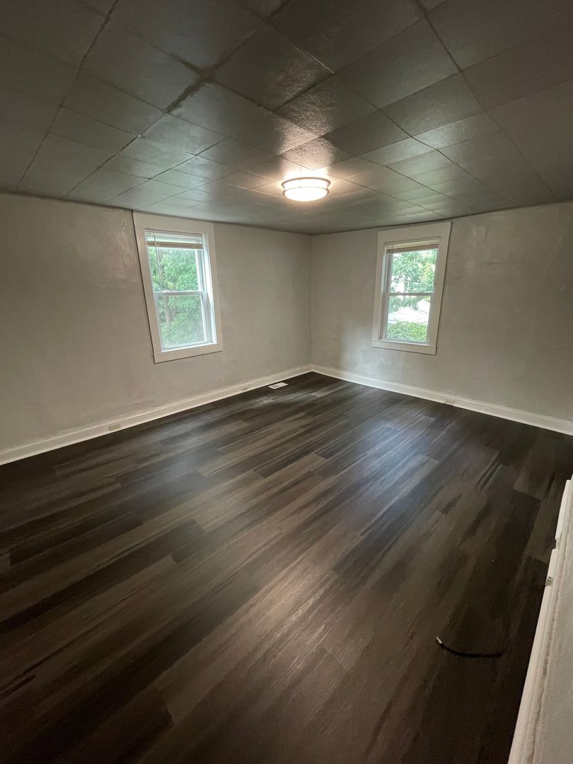 Pittsburgh Apartment: 209-211 Park Avenue