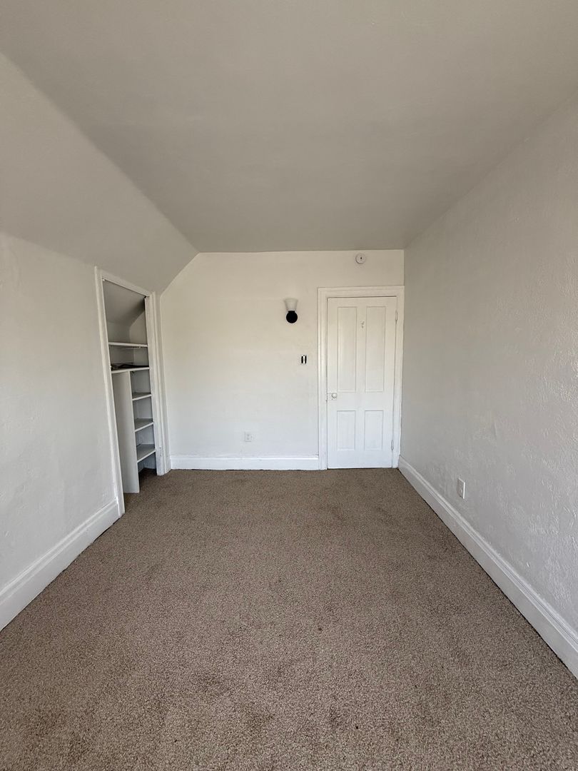 Pittsburgh House: 108 Romeyn Street