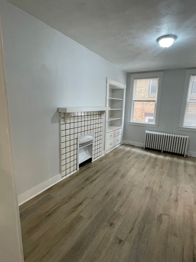 Pittsburgh Apartment: 208-212 Brighton Road