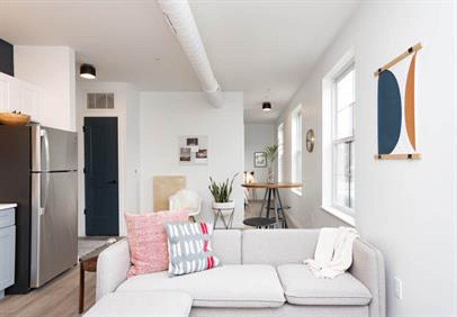 Pittsburgh Apartment: 308 Miltenberger Street