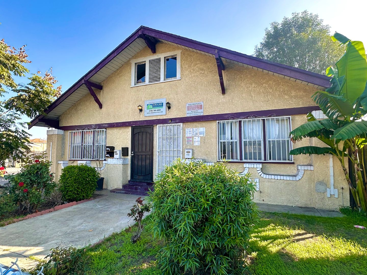 Los Angeles Apartment: 7100 S. Figueroa St.
