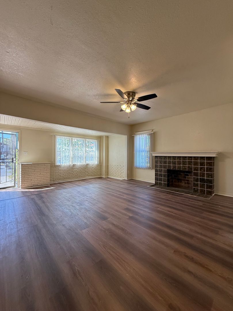 Los Angeles Apartment: 7100 S. Figueroa St.