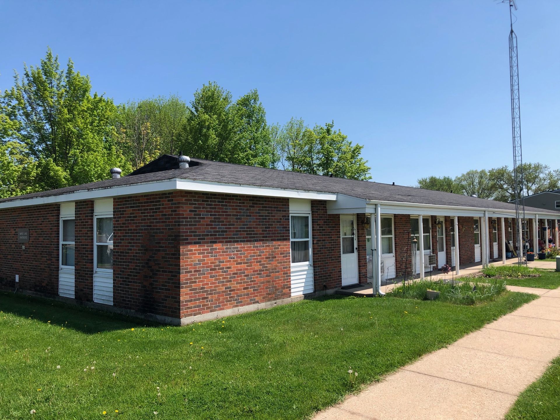 Coleman Apartment: 115 Maple Ln