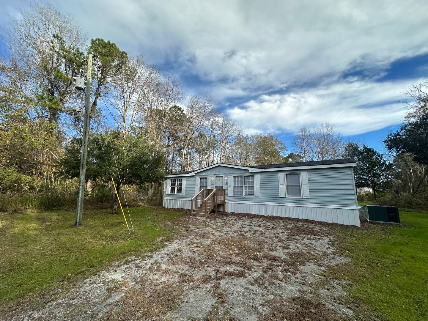 Hubert House: 114 Deer Road