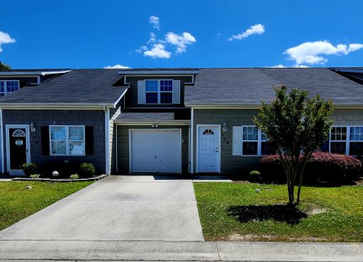 104 Creeker Town Way. Gated Community with a Pool!