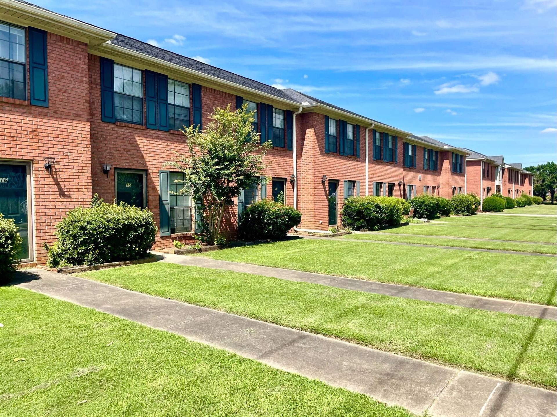 Decatur Apartment: 2423 Gaslight Pl