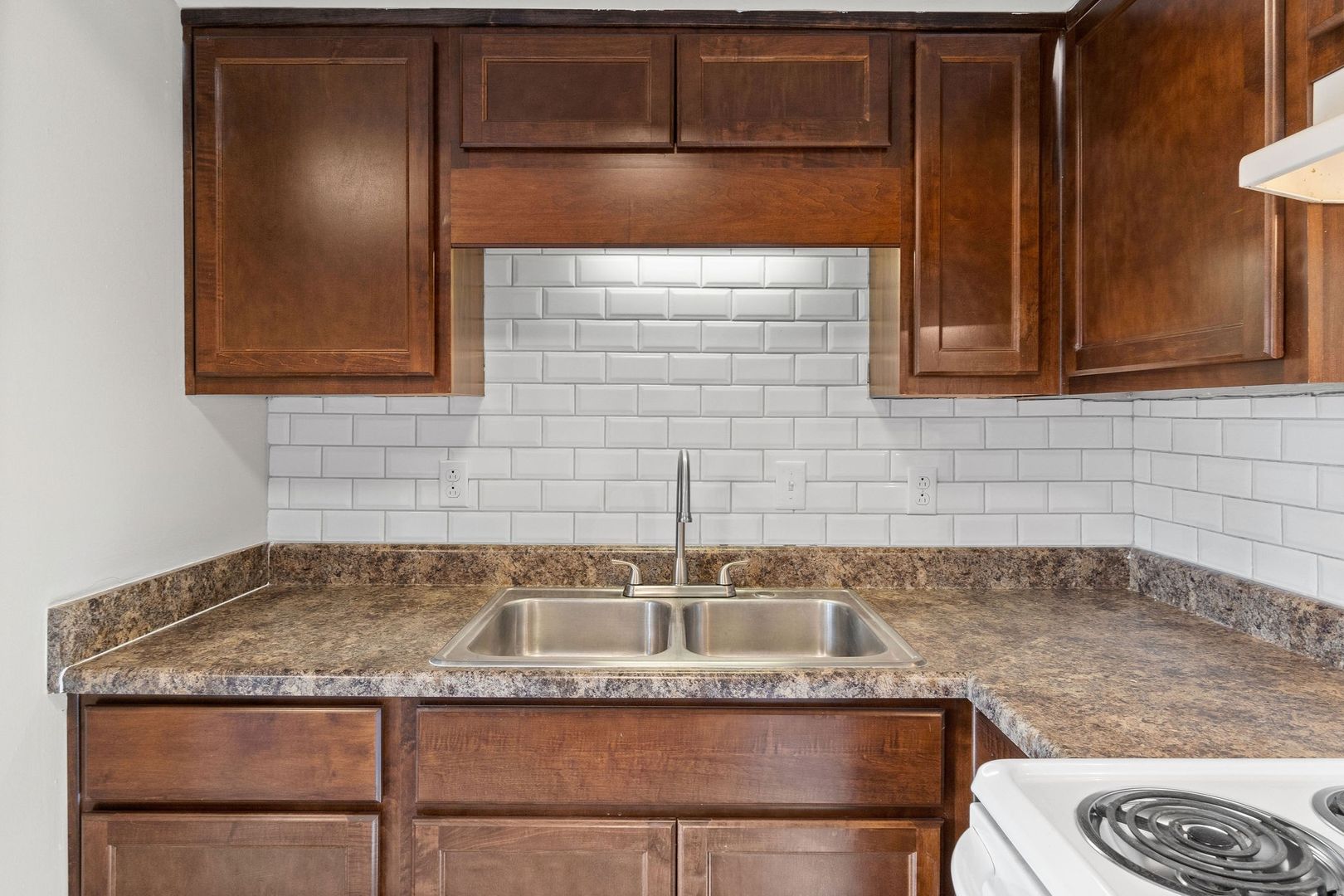Oak Grove Apartment: 1231 Stateline Road