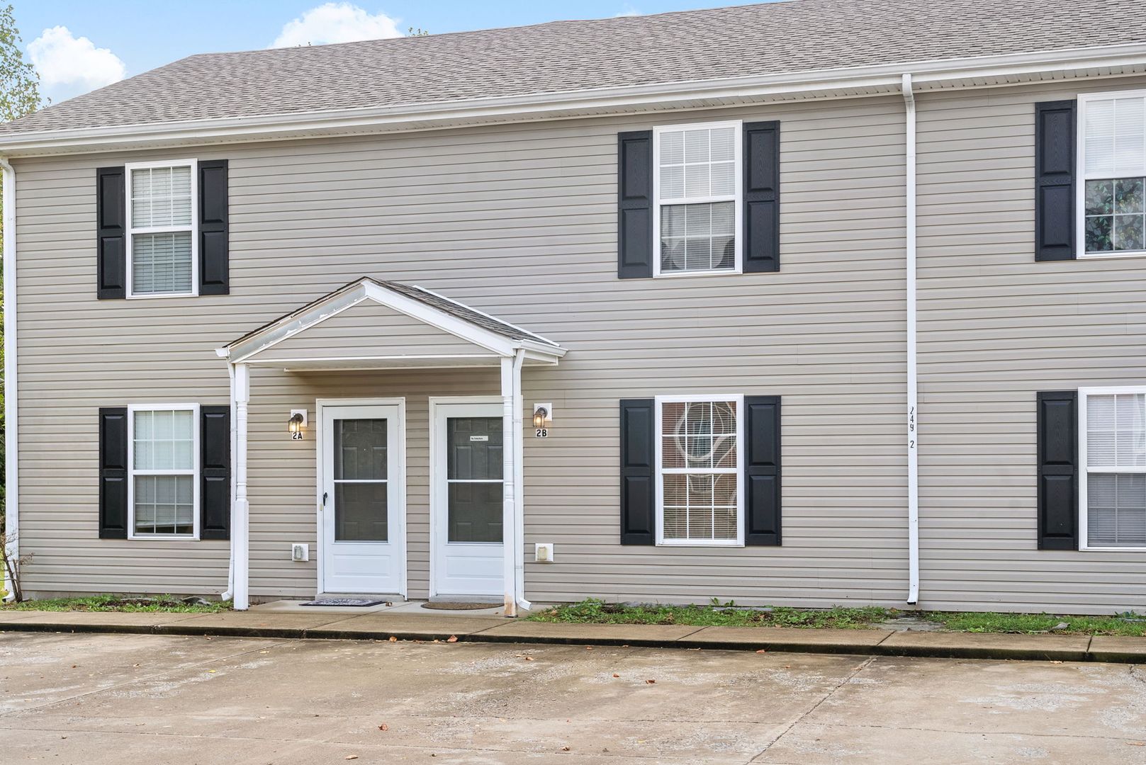 Clarksville Apartment: 249-2 Executive Ave