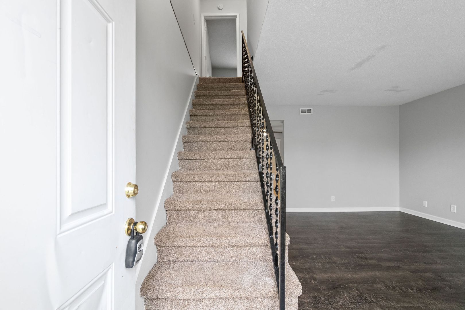 Oak Grove Apartment: 1231 Stateline Road