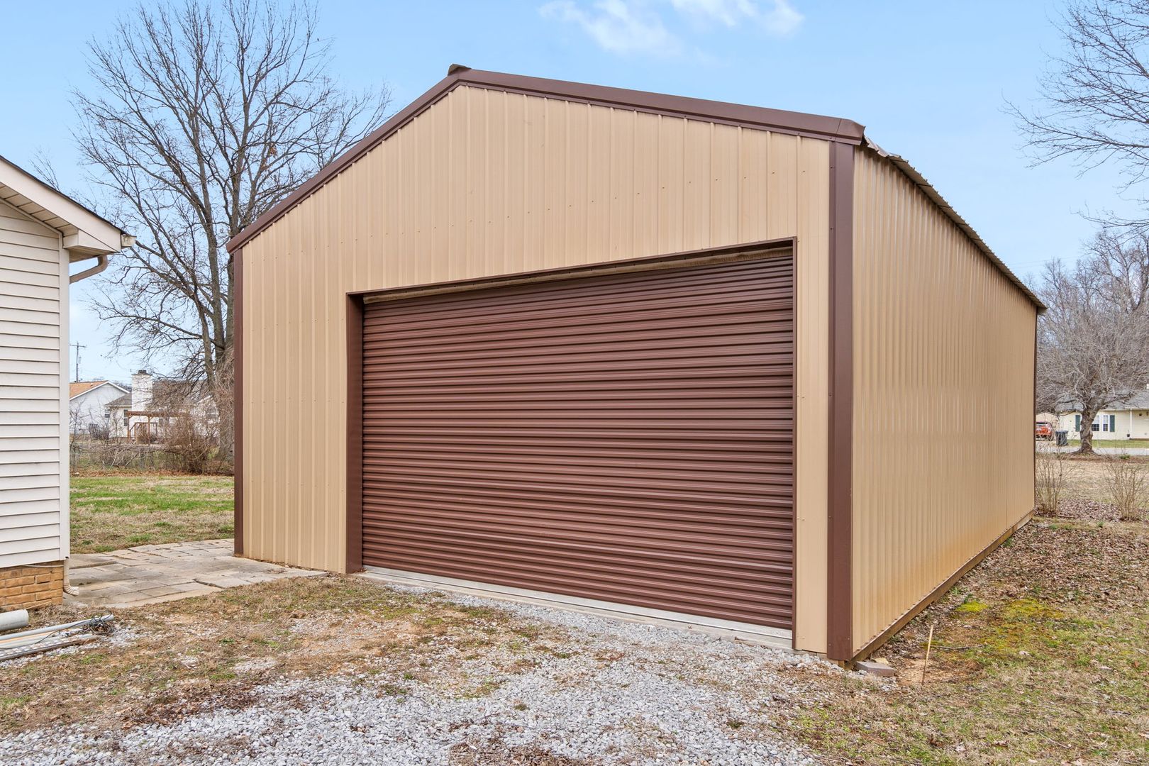 Oak Grove House: 533 Gainey Dr