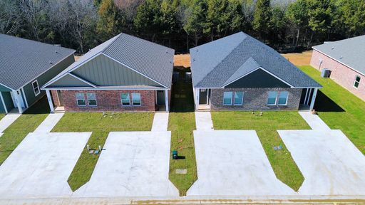 Charming 2bd 2ba Close to the Downtown Durant