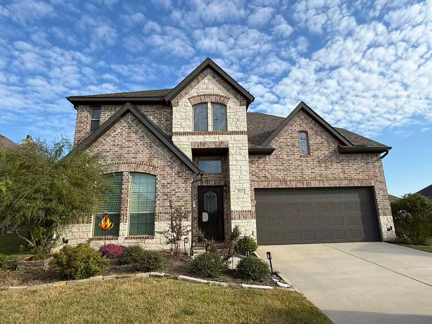 Sherman House: 501 Endicott Dr