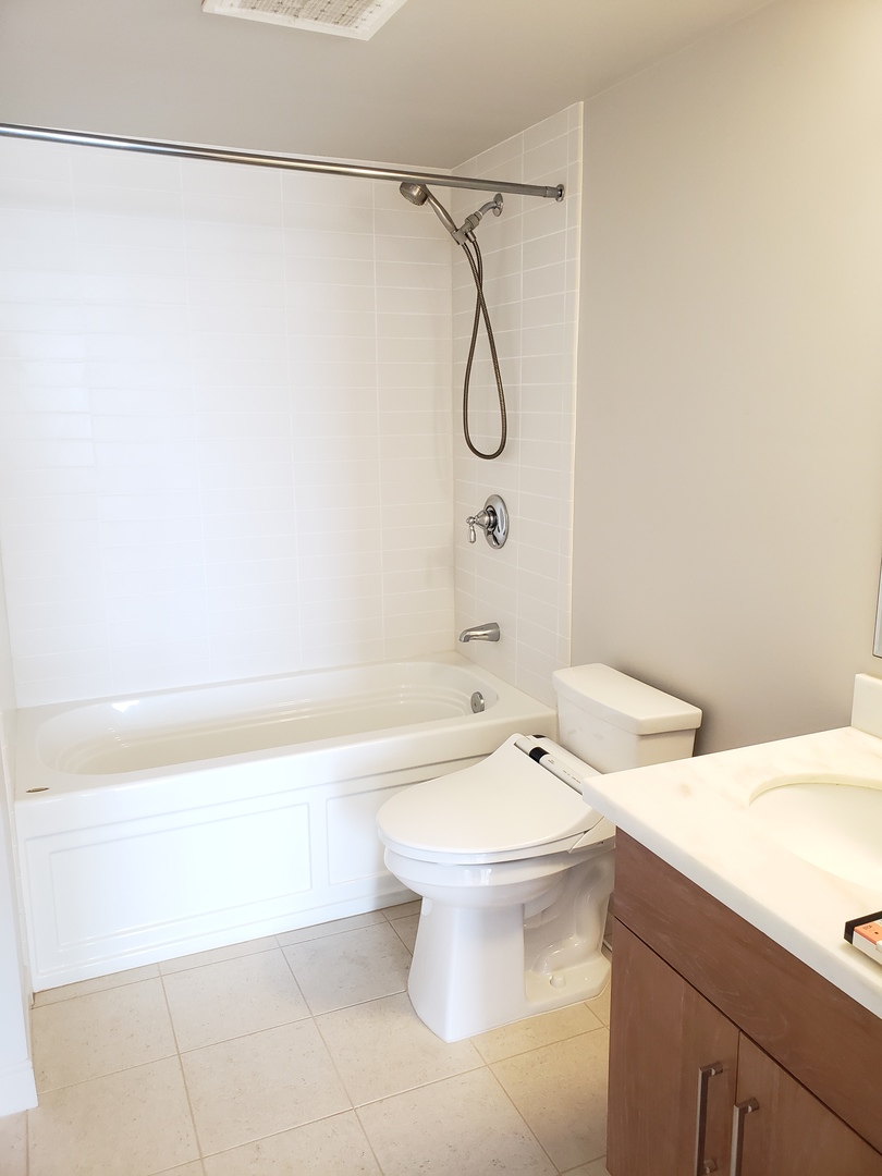 HONOLULU House: 1009 KAPIOLANI BLVD. #2205