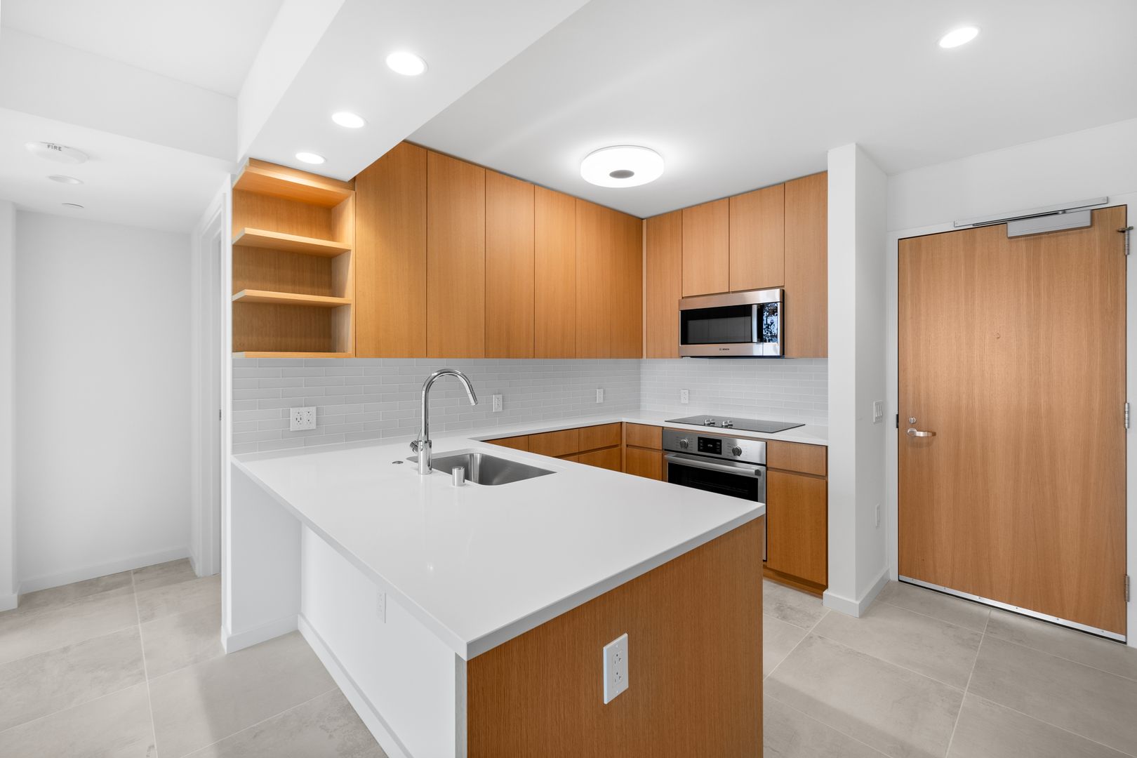 HONOLULU Apartment: 1388 KAPIOLANI BLVD. #1904