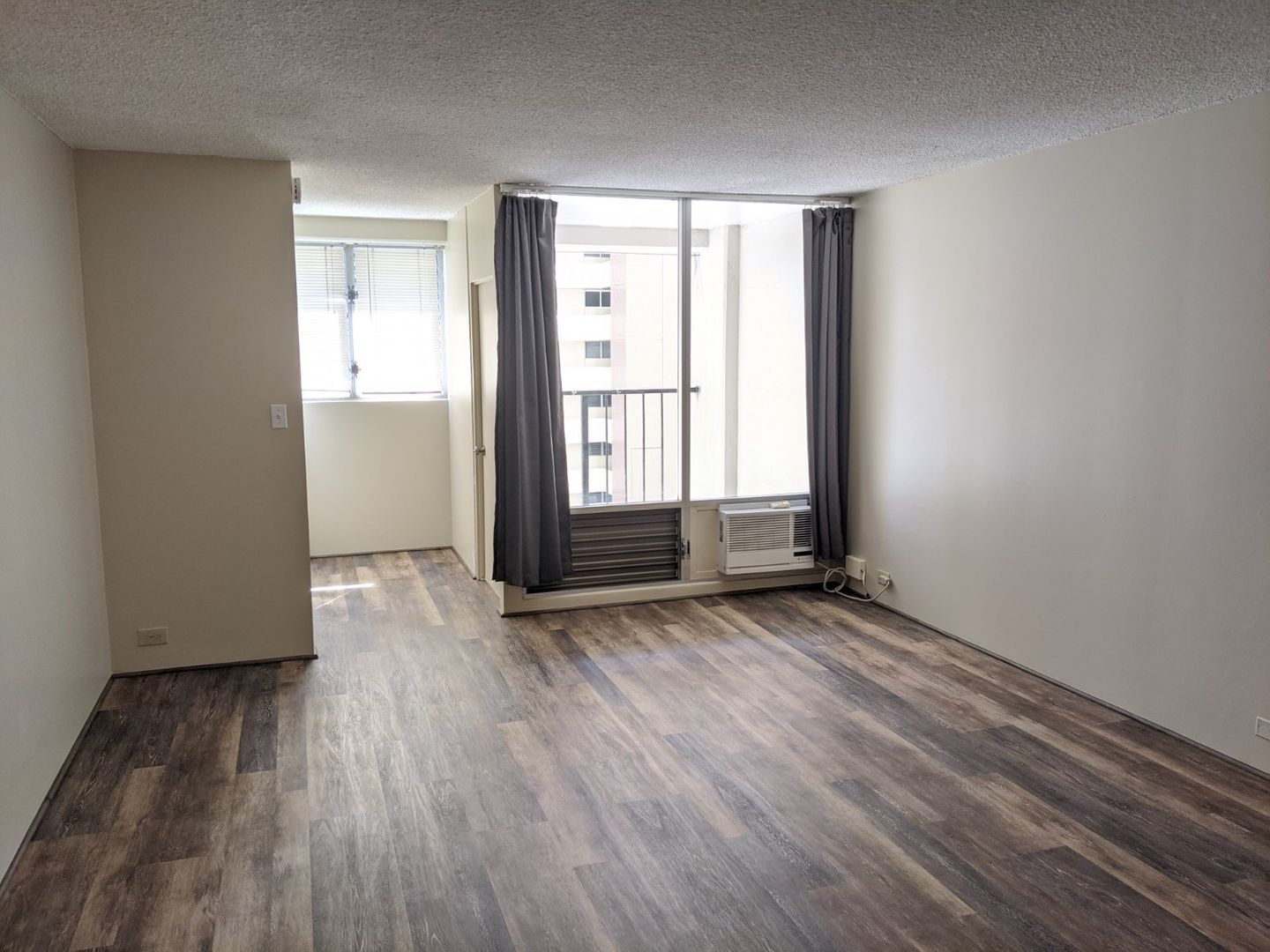 HONOLULU Apartment: 747 AMANA ST.,#713
