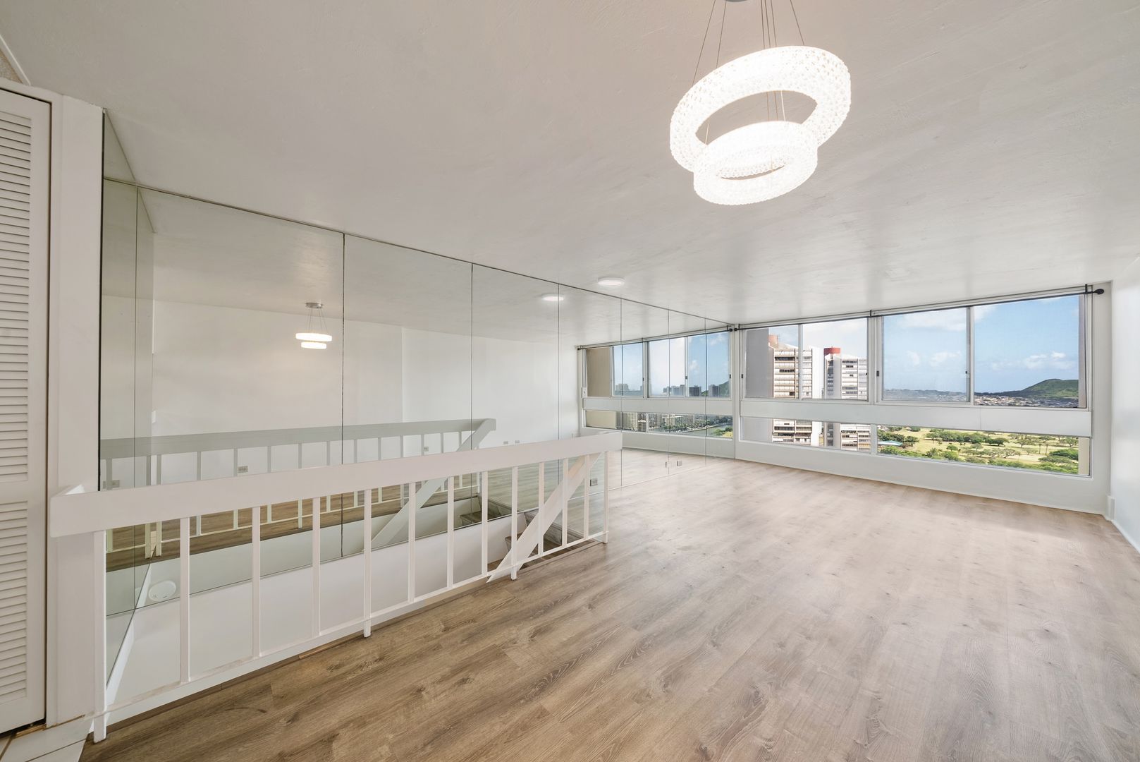 HONOLULU Apartment: 555 UNIVERSITY AVE., #3407