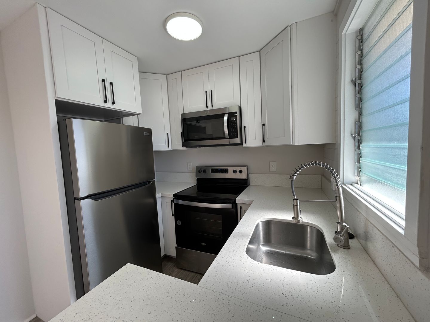 HONOLULU Apartment: 2620 DATE STREET