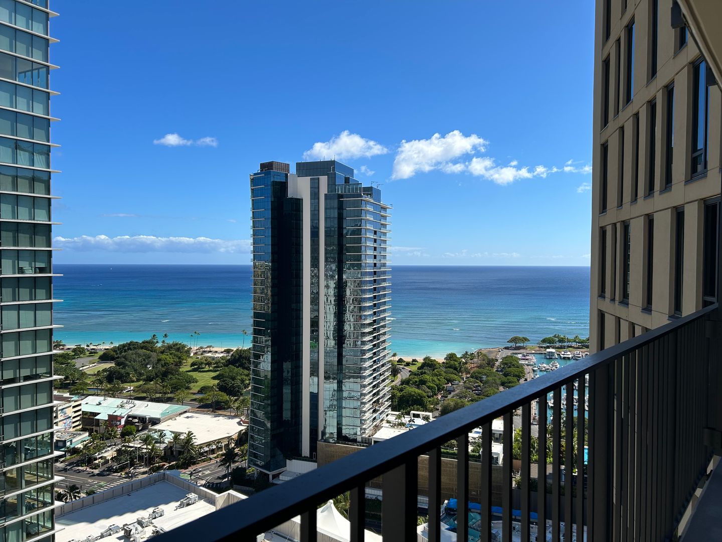 HONOLULU Apartment: 987 QUEEN STREET #3106