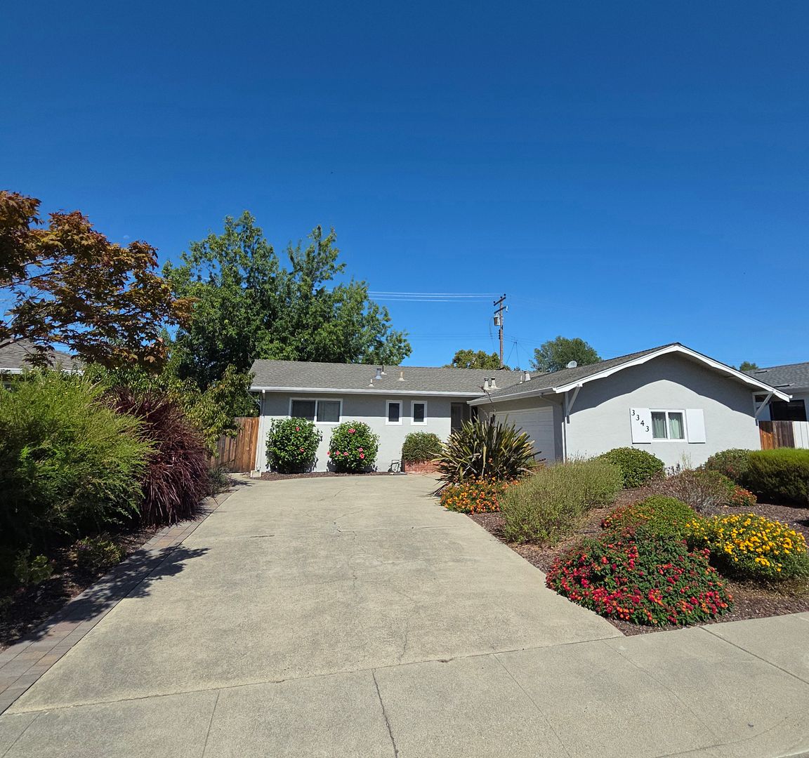 Santa Clara House: 3343 Geneva Drive