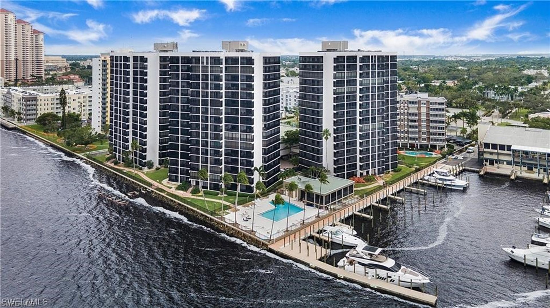 Fort Myers Condo: 1900 Virginia Ave