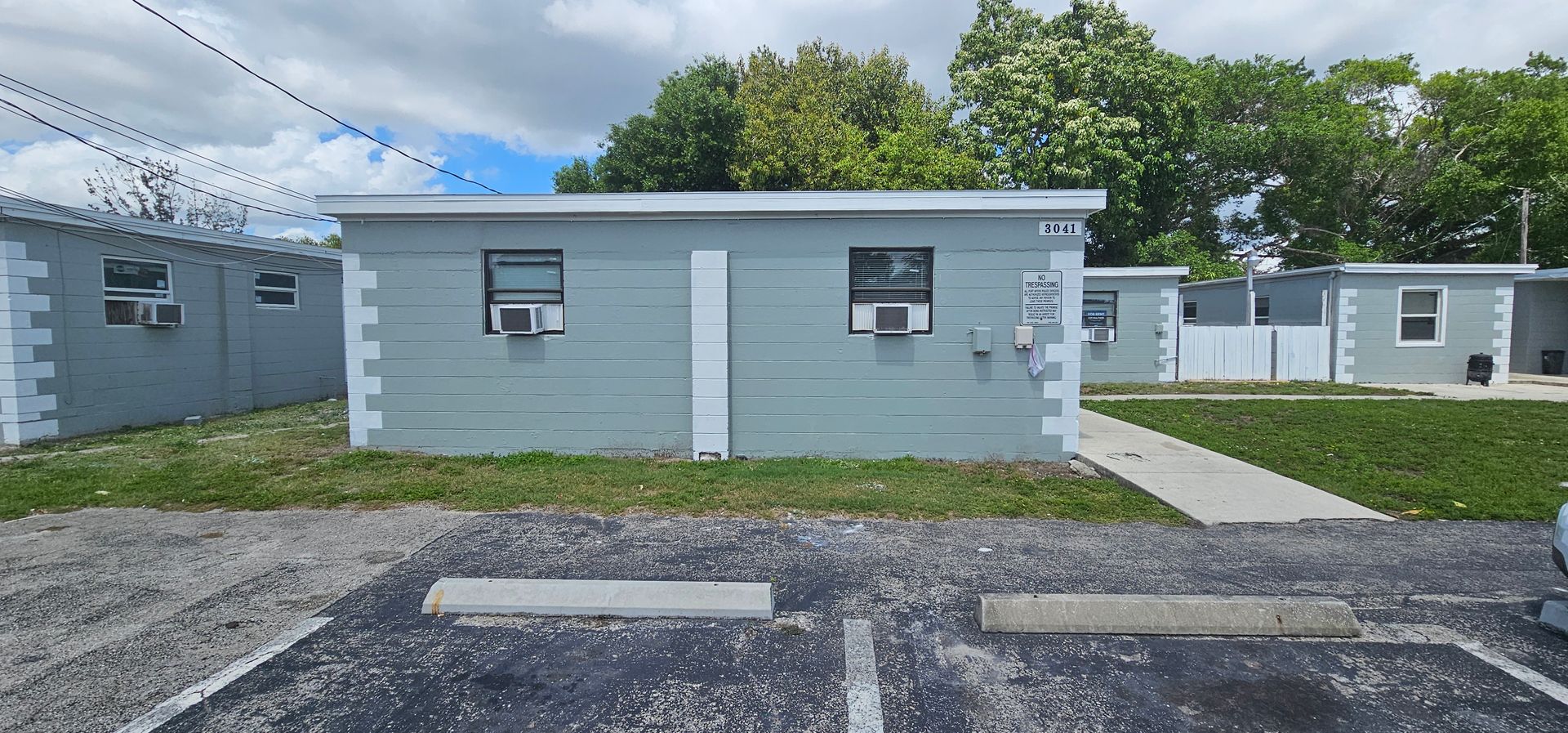 Fort Myers Apartment: 3041 Second Street