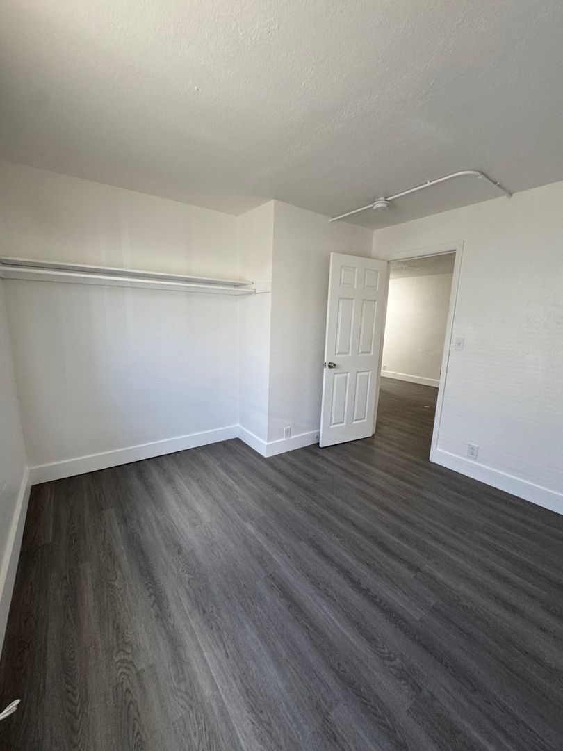 Fort Myers Apartment: 3041 Second Street