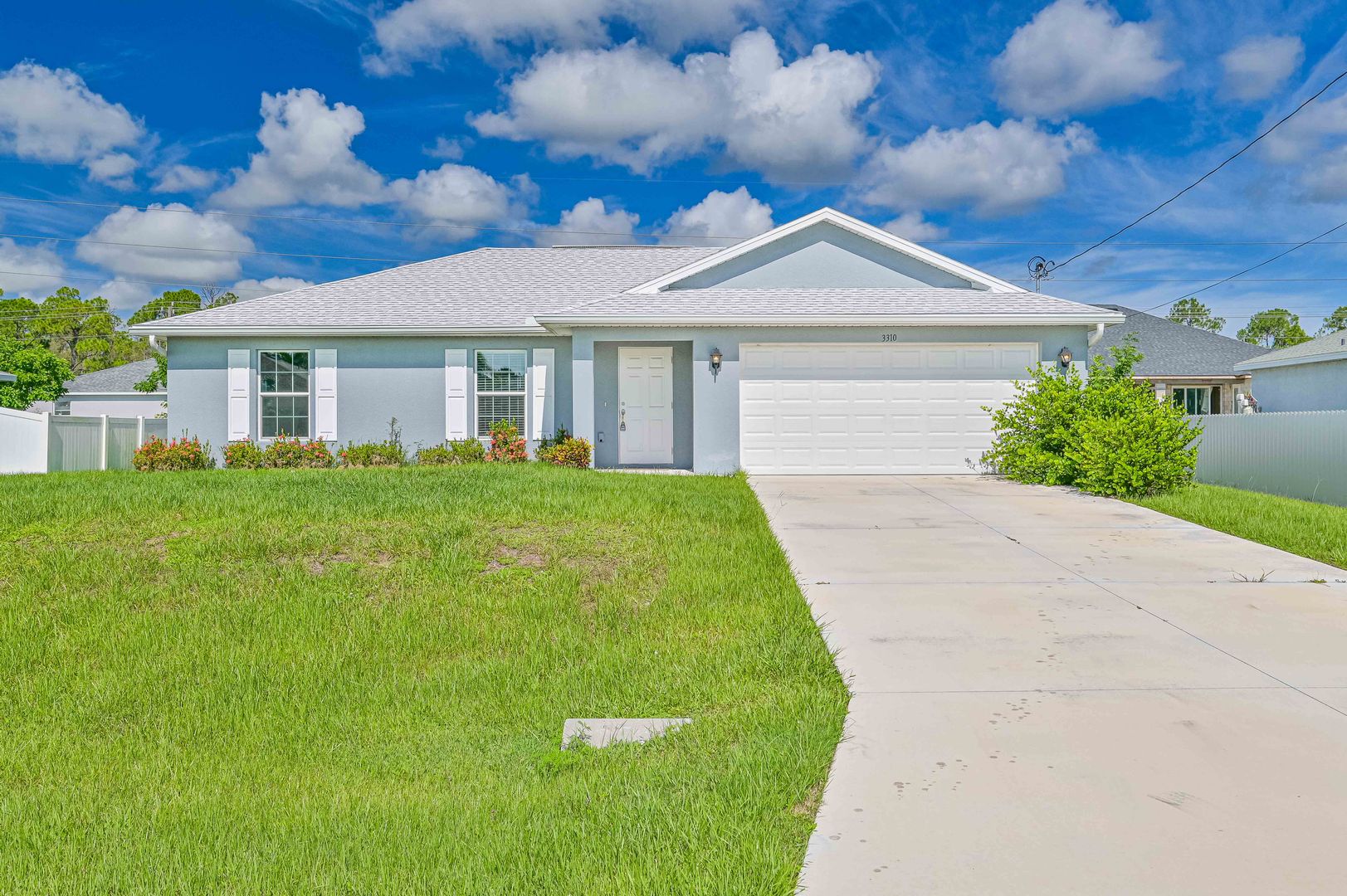 Cape Coral House: 3310 NE 8th Pl