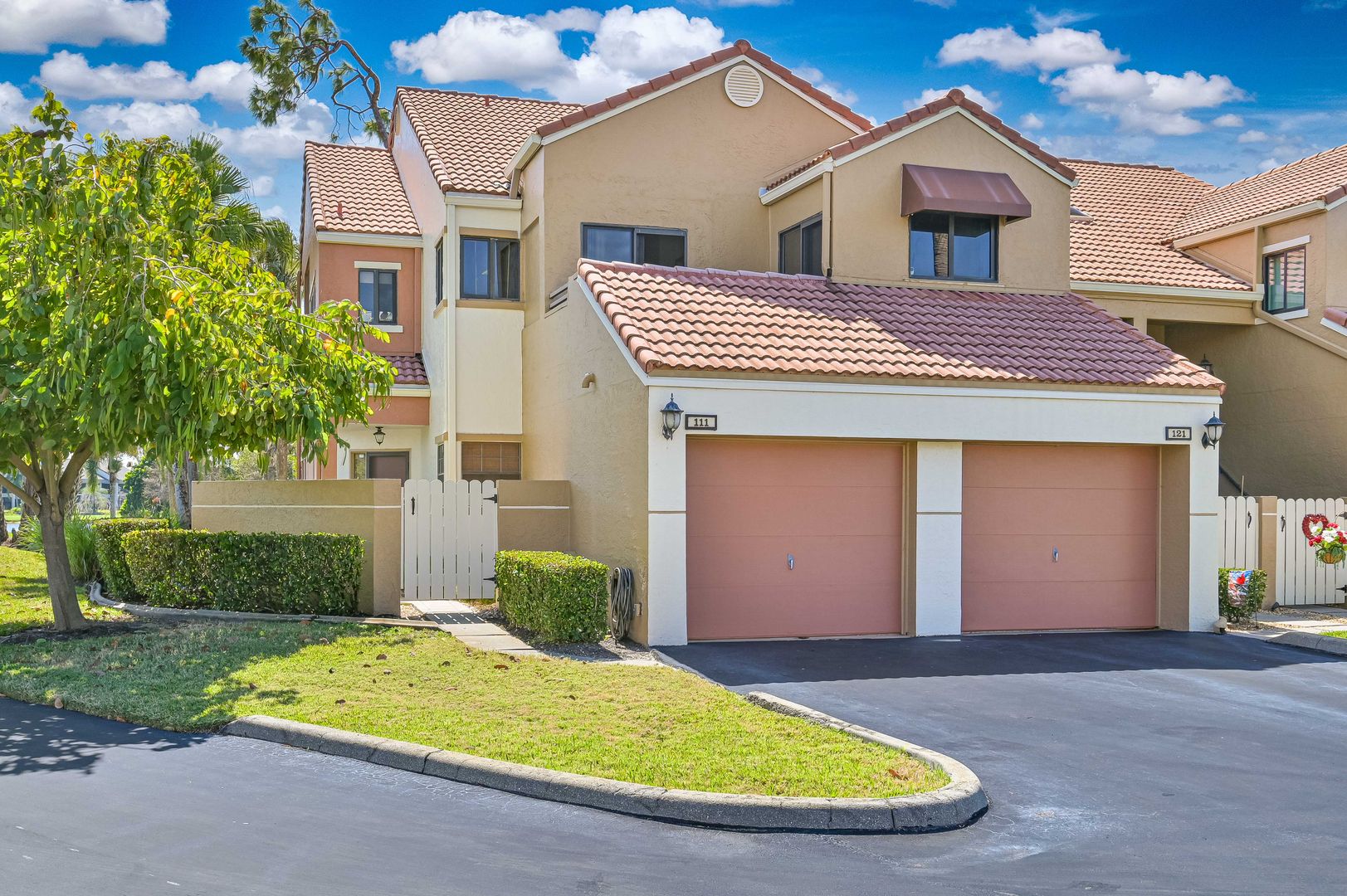 Fort Myers House: 7170 Golden Eagle Ct #111