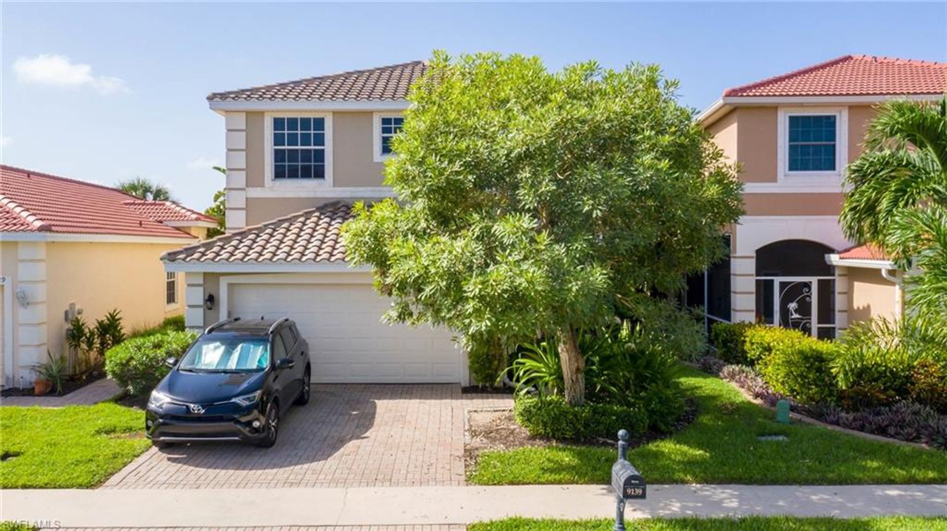 Fort Myers House: 9139 Spring Mountain Way