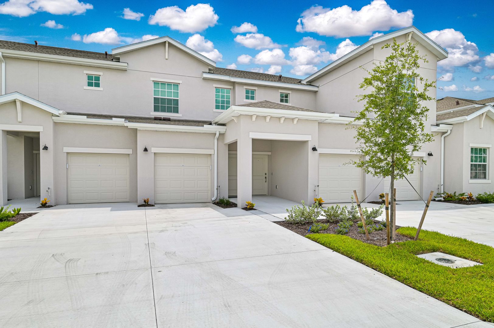 Lehigh Acres House: 20550 Hazelnut Ct S #1823