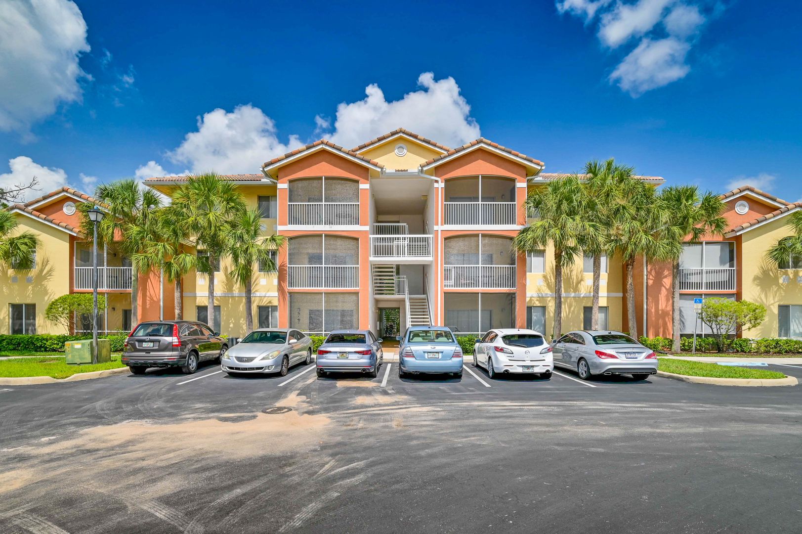 Fort Myers Condo: 6341 Aragon Way #205