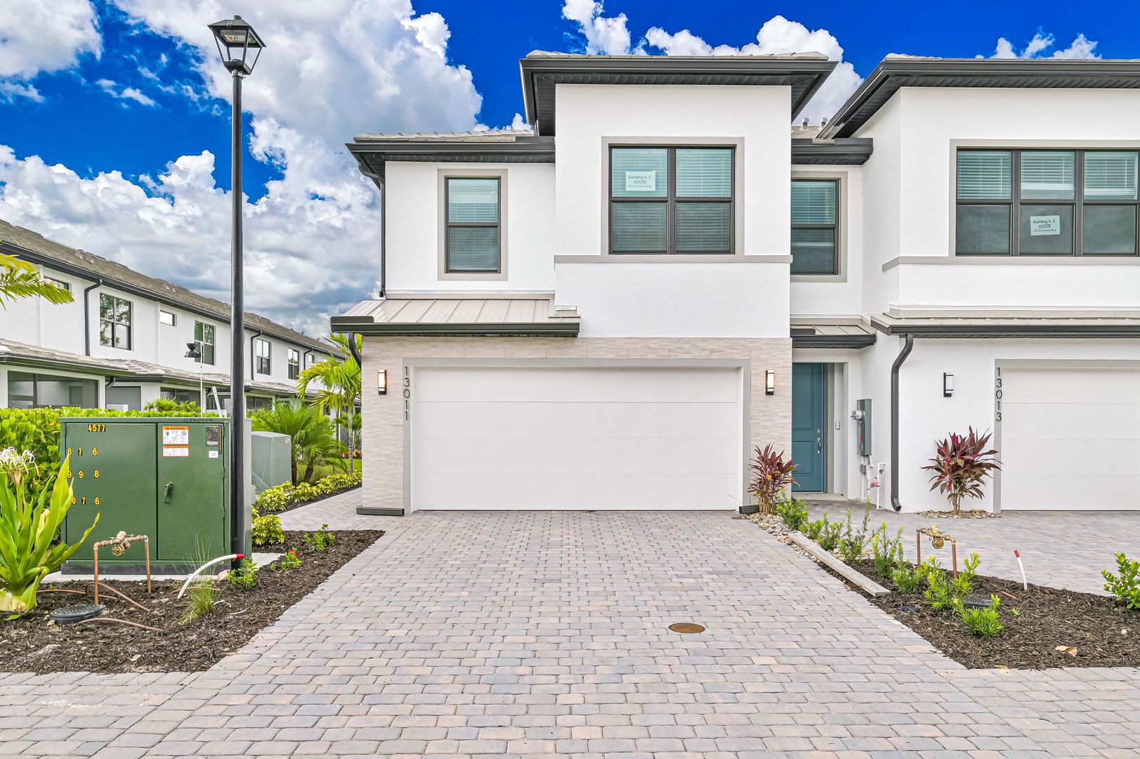Bonita Springs House: 13011 Luminary Way