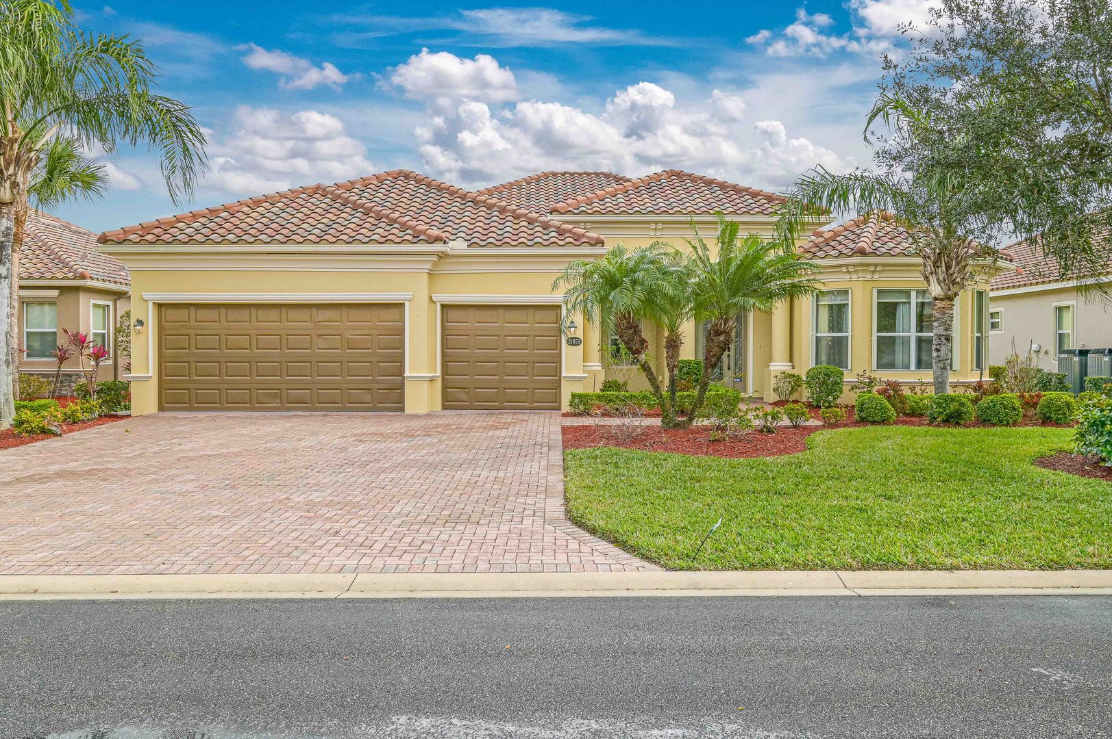 Estero House: 21059 Bosco Ct
