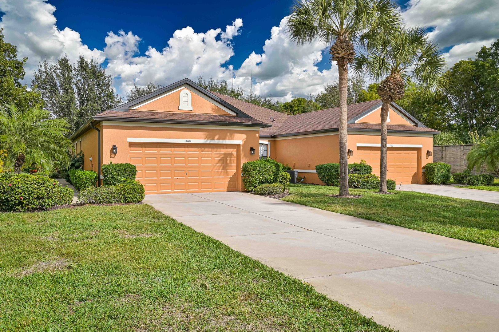 Estero House: 3704 Costa Maya Way