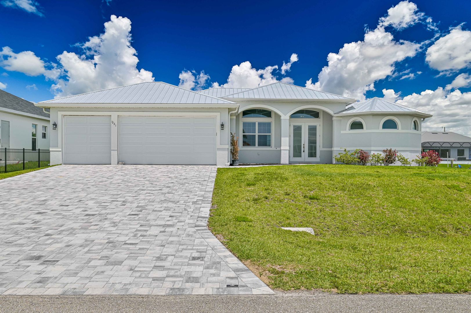Cape Coral House: 1221 NW 33rd Ave