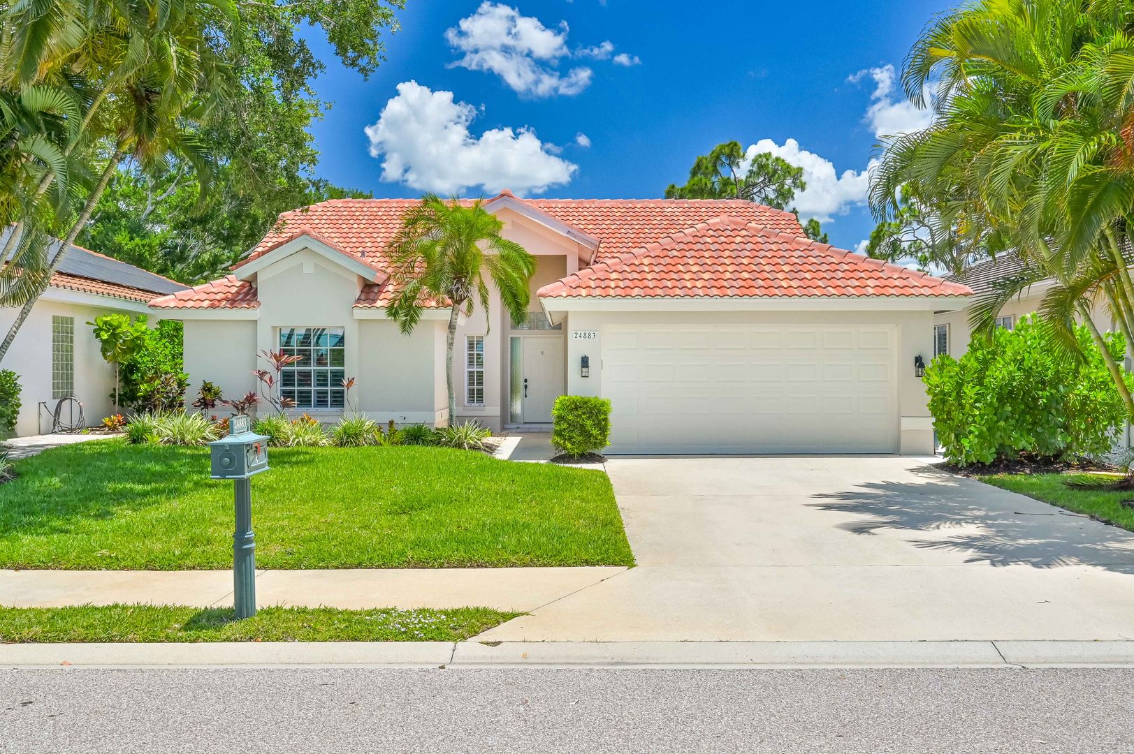 Bonita Springs House: 24883 Bay Cedar Dr